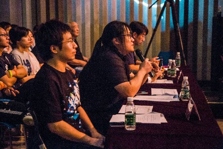 第四届“d88尊龙z6吉他女声弹唱大赛”总冠军出炉<br />温格夺冠，董冬冬担任评委